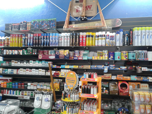 Tobacco Shop «Waves Smoke & Vapes», reviews and photos, 6740 E University Dr #103, Mesa, AZ 85205, USA