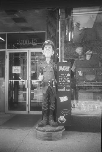 Army & Navy Surplus Shop «Army Navy Sales», reviews and photos, 3100 N Lincoln Ave, Chicago, IL 60657, USA