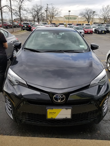 Used Car Dealer «Hertz Car Sales Schaumburg», reviews and photos, 855 W Golf Rd, Schaumburg, IL 60194, USA