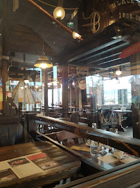Atmosphère du Restaurant de grillades à l'américaine Old Wild West à Claye-Souilly - n°15