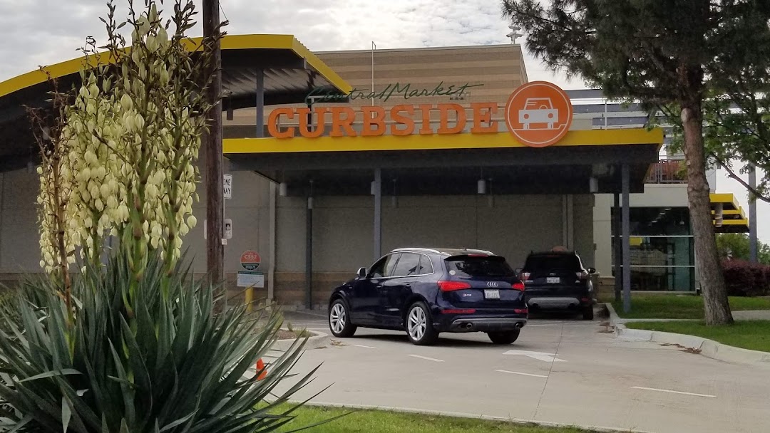 Central Market Curbside Pickup & Delivery