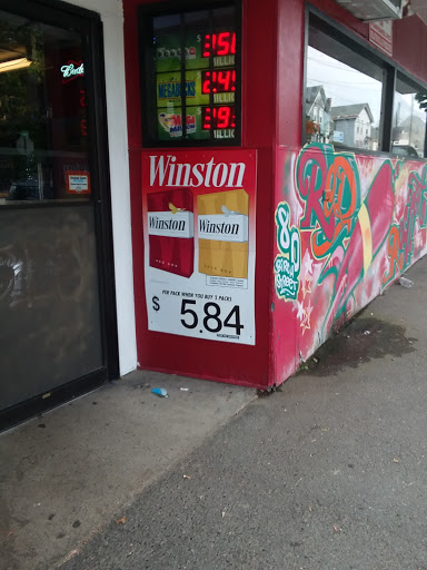 Red Rocket Smoke Shop, 80 Birch St, Biddeford, ME 04005, USA, 