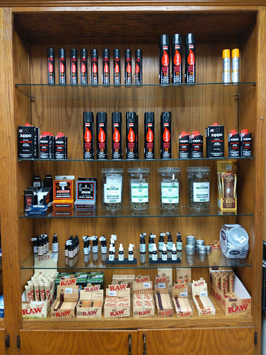 Tobacco Shop «Elliston Place Smokeshop», reviews and photos, 2204 Elliston Pl # H, Nashville, TN 37203, USA