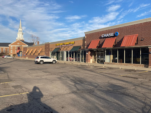 Liquor Store «Shorecenter Beverage & Liquor», reviews and photos, 22808 Lakeshore Blvd, Cleveland, OH 44123, USA