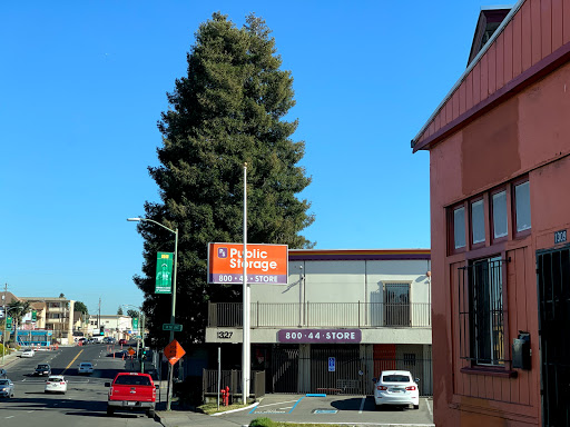 Self-Storage Facility «Public Storage», reviews and photos, 1327 International Blvd, Oakland, CA 94606, USA