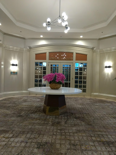 Shopping Mall «Hazard Center», reviews and photos, 7610 Hazard Center Dr, San Diego, CA 92108, USA