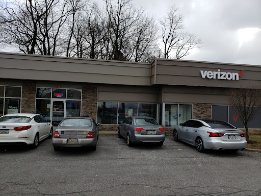 Verizon Authorized Retailer, TCC, 4225 Brownsville Rd, Pittsburgh, PA 15227, USA, 