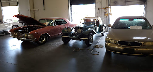 Car Dealer «Gateway Classic Cars of Nashville», reviews and photos, 320 Tech Park Dr #600, La Vergne, TN 37086, USA