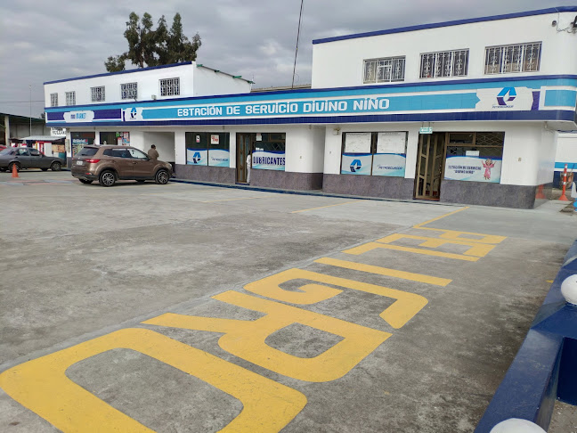 Opiniones de EP PETROECUADOR Estación de servicio Divino Niño en Latacunga - Gasolinera