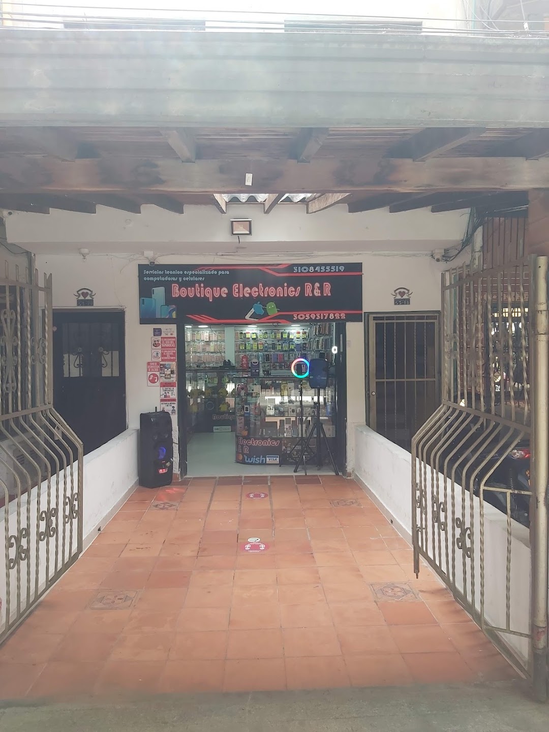 Boutique Electrónics R&R