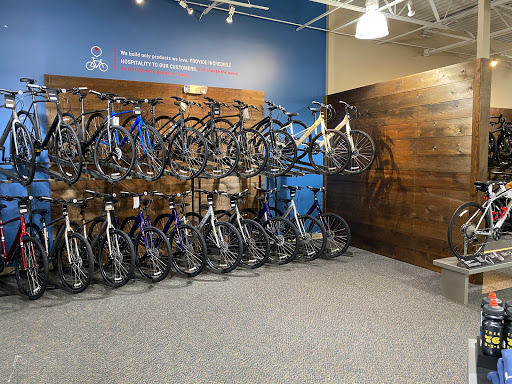 Bicycle Store «Trek Bicycles of Raleigh», reviews and photos, 10911 Raven Ridge Rd # 107, Raleigh, NC 27614, USA