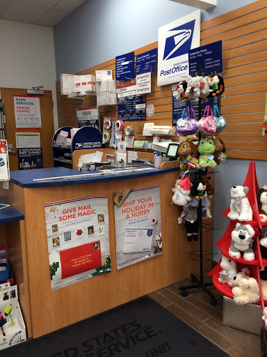Post Office «CPU (Certified Postal Unit) in Wockenfuss Candies», reviews and photos, 6831 Harford Rd, Parkville, MD 21234, USA