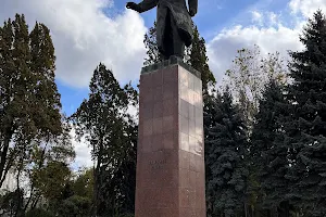 Serghei Lazo Monument image