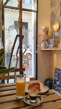 Intérieur du Restaurant servant le petit-déjeuner Café Lauca « La Boutchica » à Marseille - n°9