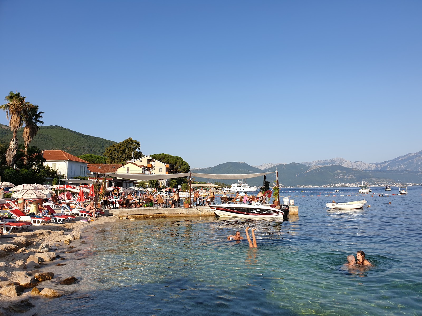 Bambi beach'in fotoğrafı ve yerleşim