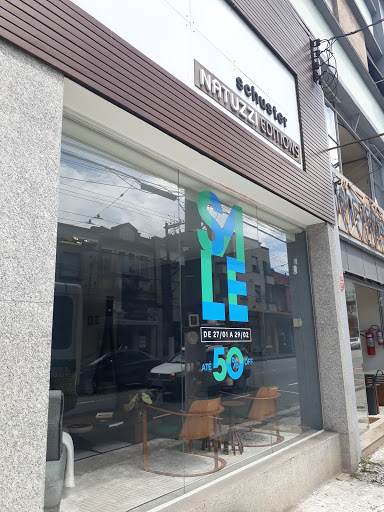 Logo da empresa - Alhambra Móveis e Decorações LTDA
