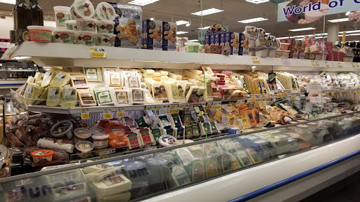 Grocery Store «ShopRite of Commerce St.-Stamford, CT», reviews and photos, 1990 W Main St, Stamford, CT 06902, USA