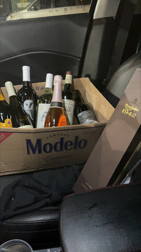 Liquor Store «Mike’s Wine and Spirits», reviews and photos, 8447 Wornall Rd, Kansas City, MO 64114, USA