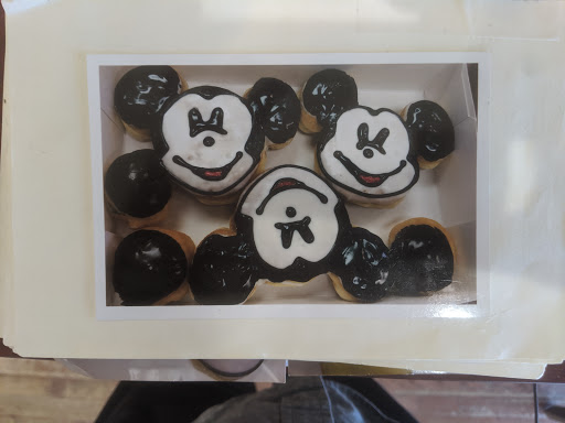 Donut Shop «Sara Donut», reviews and photos, 1301 W Glade Rd # 116, Euless, TX 76039, USA