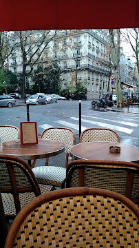 Atmosphère du Restaurant français Café Gustave à Paris - n°18