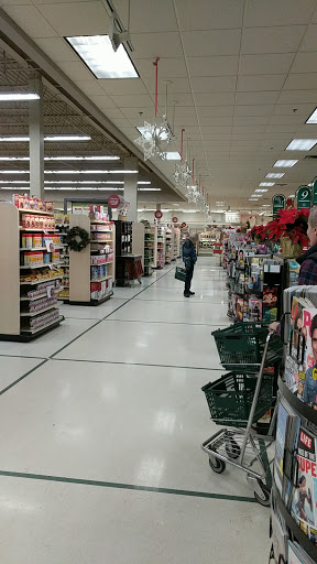 Grocery Store «Lunds & Byerlys Highland Park», reviews and photos, 2128 Ford Pkwy, St Paul, MN 55116, USA