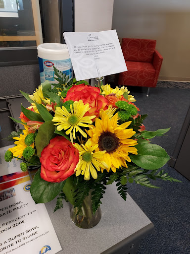 Florist «Janousek Florist Inc. & Greenhouses», reviews and photos, 4901 Charles St, Omaha, NE 68132, USA