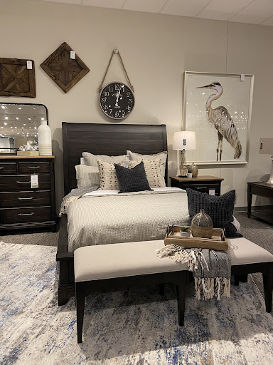 Furniture Store «La-Z-Boy Furniture Galleries», reviews and photos, 4116 Oleander Dr, Wilmington, NC 28403, USA