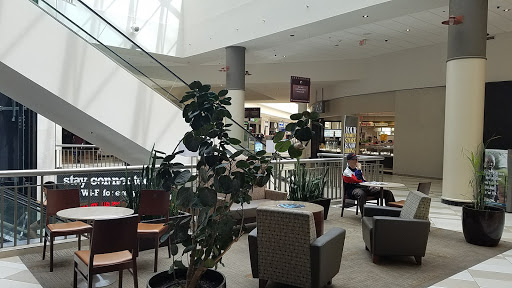 Shopping Mall «Crossgates Mall», reviews and photos, 1 Crossgates Mall Rd, Albany, NY 12203, USA