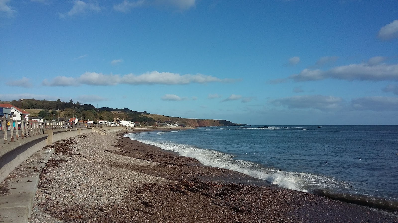 Photo of Stonehaven Beach with very clean level of cleanliness