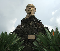 Monumento Al Niño Heroe Juan Escutia photo