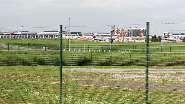 Voyages Léonard Charleroi Airport openingstijden