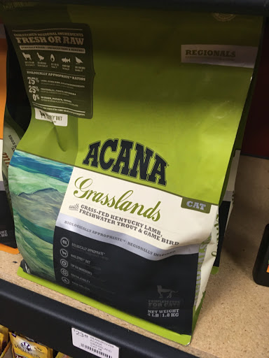 Pet Supply Store «Munchies Natural Pet Foods», reviews and photos, 2896 W Bay Dr, Belleair Bluffs, FL 33770, USA