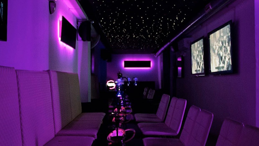 Black Diamond Luxury Shisha Lounge