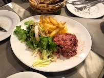 Steak tartare du Restaurant français Les Bacchantes à Paris - n°6