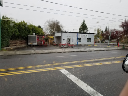 Liquor Store «Rose City Liquor Store», reviews and photos, 7253 NE Sandy Blvd, Portland, OR 97213, USA