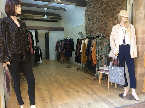 Magasin de vêtements pour femmes Alia Boutique Fréjus