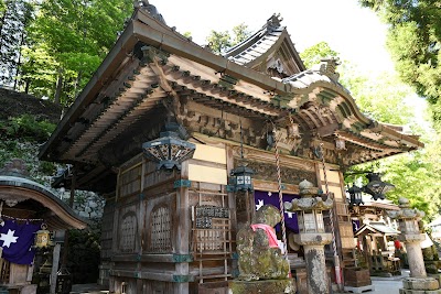 本殿（開運殿）