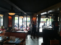 Atmosphère du Restaurant américain Indiana Café - Saint-Cloud à Paris - n°14