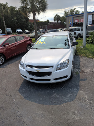 Car Dealer «Blue Book Cars», reviews and photos, 4114 S Orlando Dr, Sanford, FL 32773, USA
