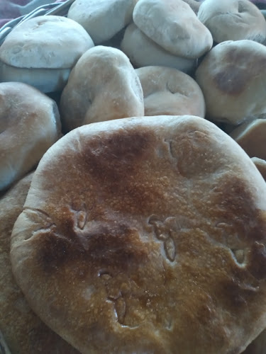 Maria Jesus , empanadas y pan amasado - Panadería