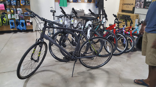 Bicycle Store «Playtri Cycling», reviews and photos, 6800 Windhaven Pkwy #137, The Colony, TX 75056, USA