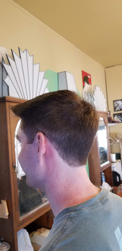 Barber Shop «Corner Barber Shop», reviews and photos, 2929 N Clark St, Chicago, IL 60657, USA