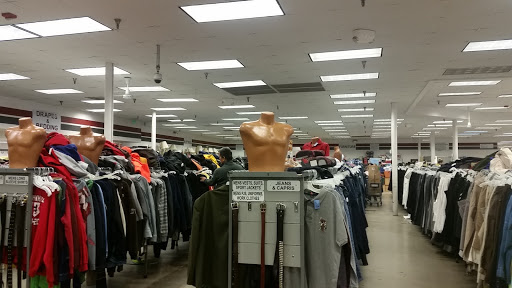 Thrift Store «Valley Thrift Store», reviews and photos, 13630 Victory Blvd, Van Nuys, CA 91401, USA
