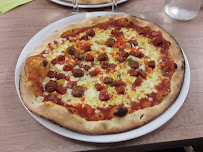 Pizza du Pizzeria Chez Emeline à Champs-sur-Yonne - n°4