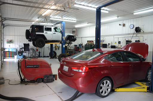 Auto Repair Shop «Dadsons Automotive & Collision Centre», reviews and photos, 2050 W Enterprise Ave, Muncie, IN 47304, USA