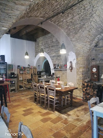Atmosphère du Restaurant français Le Bouchon des Greffes à Nîmes - n°17