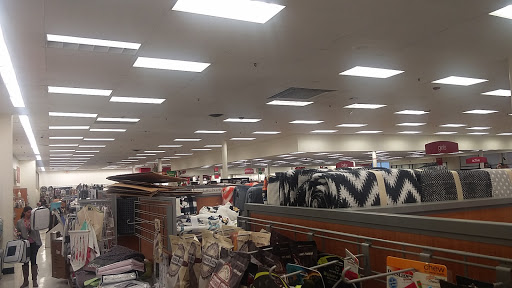 Department Store «T.J. Maxx», reviews and photos, 1334 Park St, Stoughton, MA 02072, USA