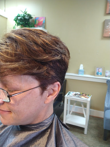 Hair Salon «Tori-Bay Salon», reviews and photos, 758 J Clyde Morris Blvd, Newport News, VA 23601, USA