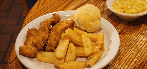 American Restaurant «Cracker Barrel Old Country Store», reviews and photos, 21 Industrial Dr, Hamburg, PA 19526, USA