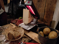Raclette du Restaurant Au Mazot à Les Belleville - n°9